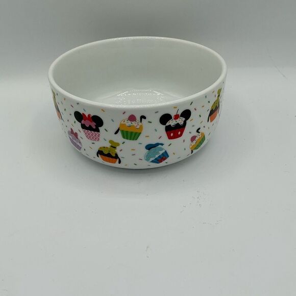Disney Minnie Mouse Snack Bowl - Multicolor Design - Picture 1 of 5